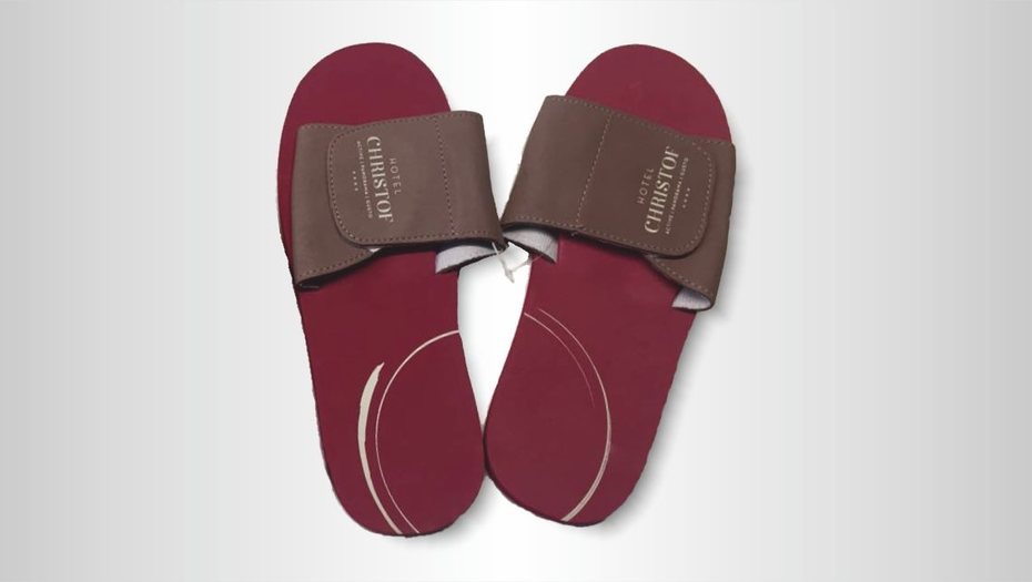 Bath slippers